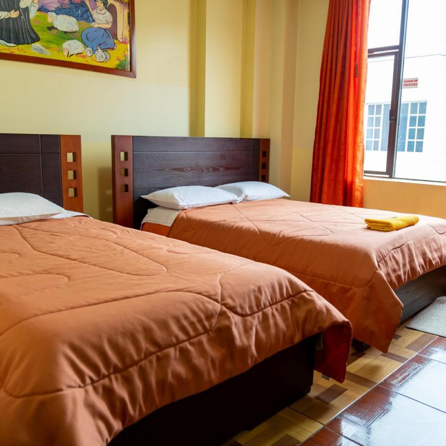 Mashy'S Hostal Otavalo Bagian luar foto
