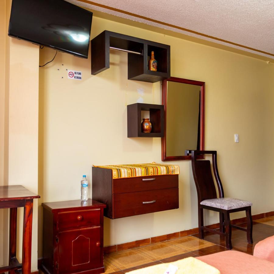 Mashy'S Hostal Otavalo Bagian luar foto