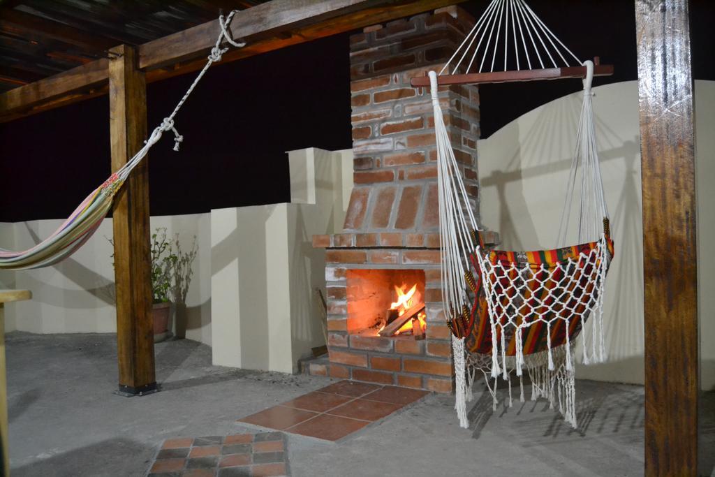 Mashy'S Hostal Otavalo Bagian luar foto