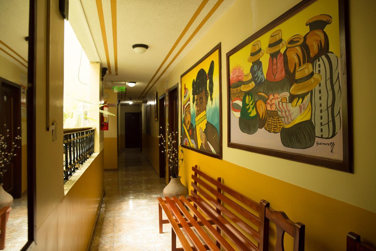 Mashy'S Hostal Otavalo Bagian luar foto